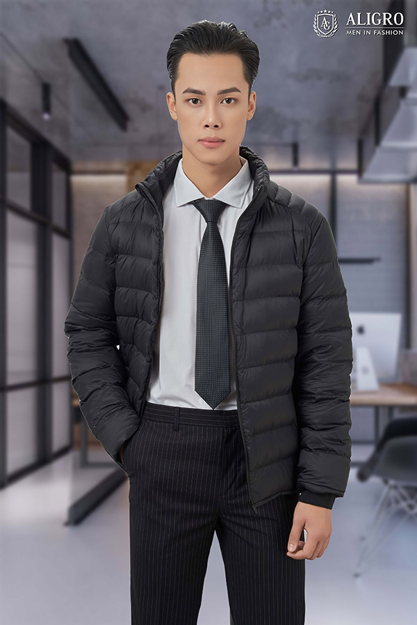 Áo Khoác Lông Vũ Nam: Gọn Nhẹ và Giữ Ấm