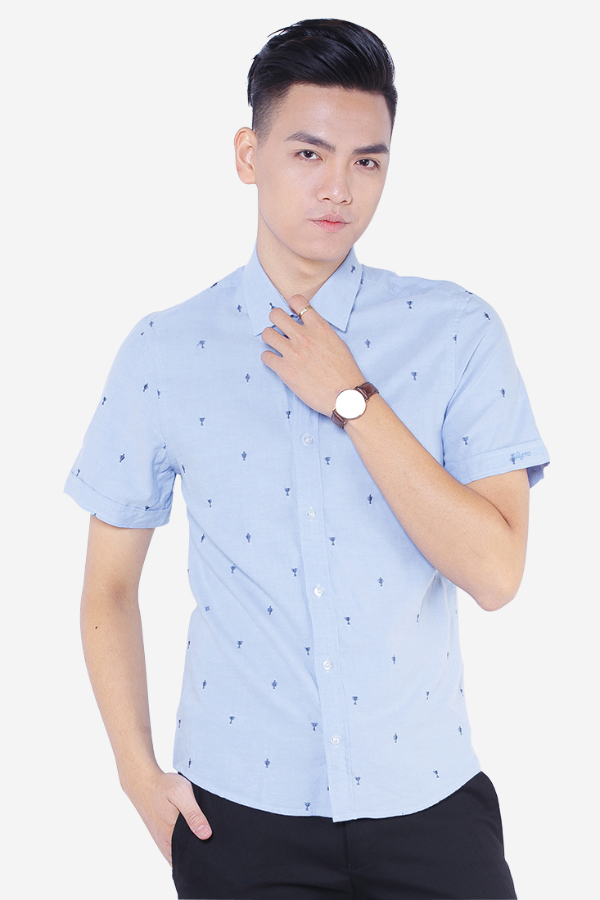 Áo sơ mi nam ngắn tay cao cấp Aligro ALGS-C42 vải cotton form SLIMFIT màu xanh thêu chiếc cúp